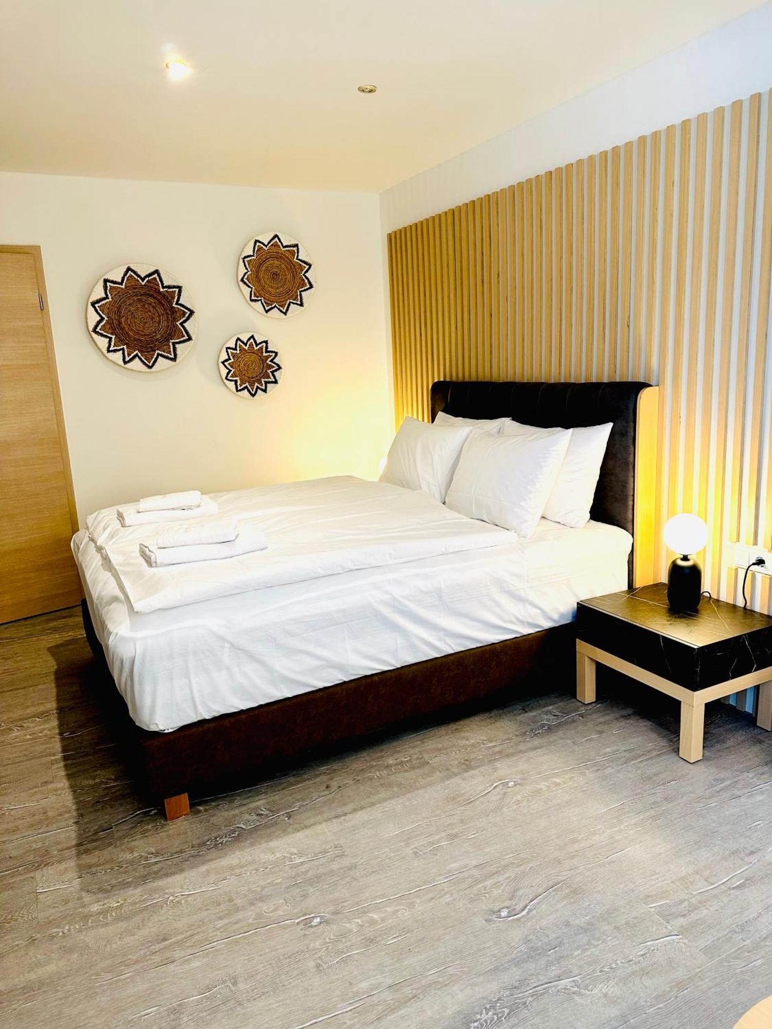 Akropolis Hotel Нюрнберг Екстер'єр фото